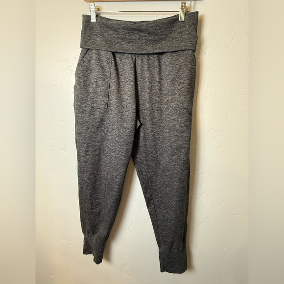 OFFLINE by Aerie Hugger Joggers Foldover Stretchy Joggers Pants M - Picture 4 of 9
